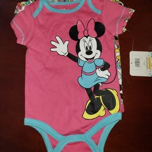 3-6 Months - NWT 5 Body Suits Minne Mouse and Owls
